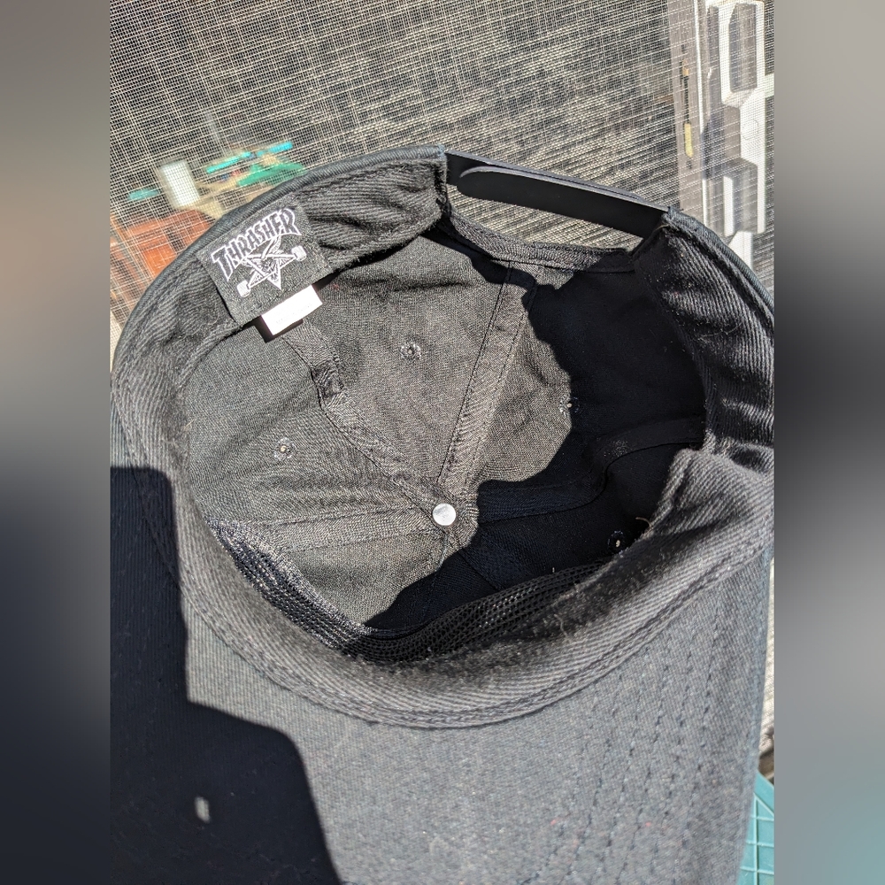 Thrasher hat - Picture 5 of 5